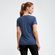 camiseta-solo-vitality-com-protecao-solar-uv50-feminina-azul-para-atividades-pe-na-trilha-2