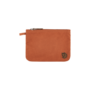 necessaire-gear-pocket-terracota-brown-pe-na-trilha-1