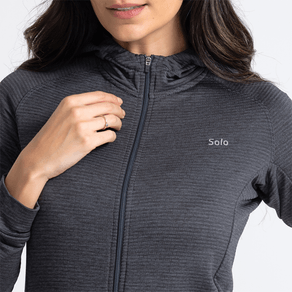 jaqueta-solo-segunda-pele-termica-thermal-grid-feminina-grey-heather-para-frio-costas-pe-na-trilha-3